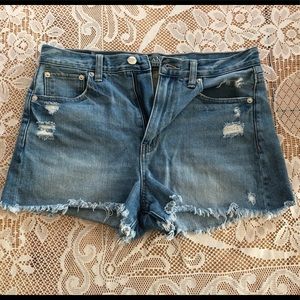 High wasted/“mom short” jean shorts
